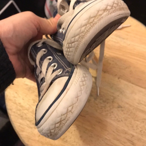 Boys good condition Converse - Picture 7 of 7